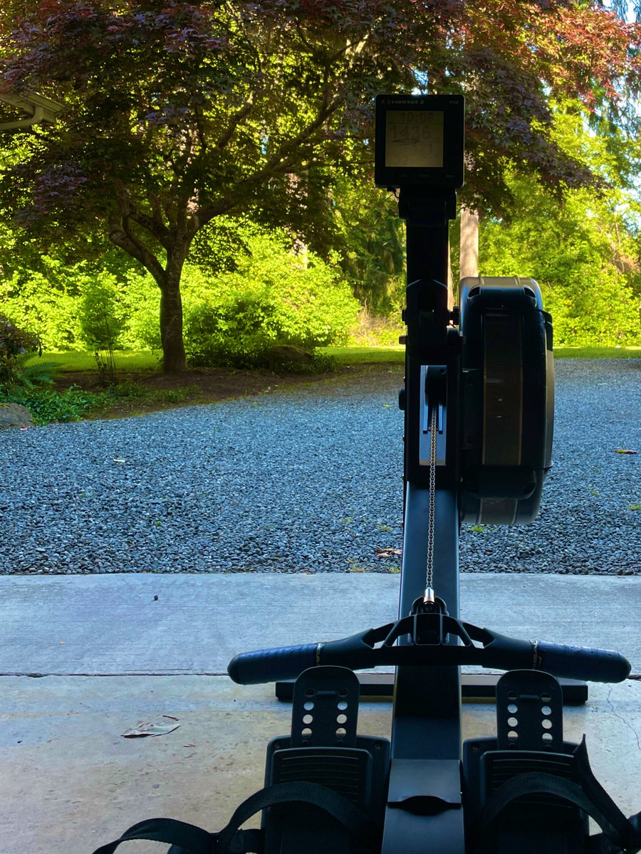 CoreyM_Williams's tweet photo. Exercise can improve cognitive function and reduce symptoms of stress by up to 20-30% (Lambourne & Tomporowski, 2010). #movethedirt https://t.co/hJ3hKYN5Re