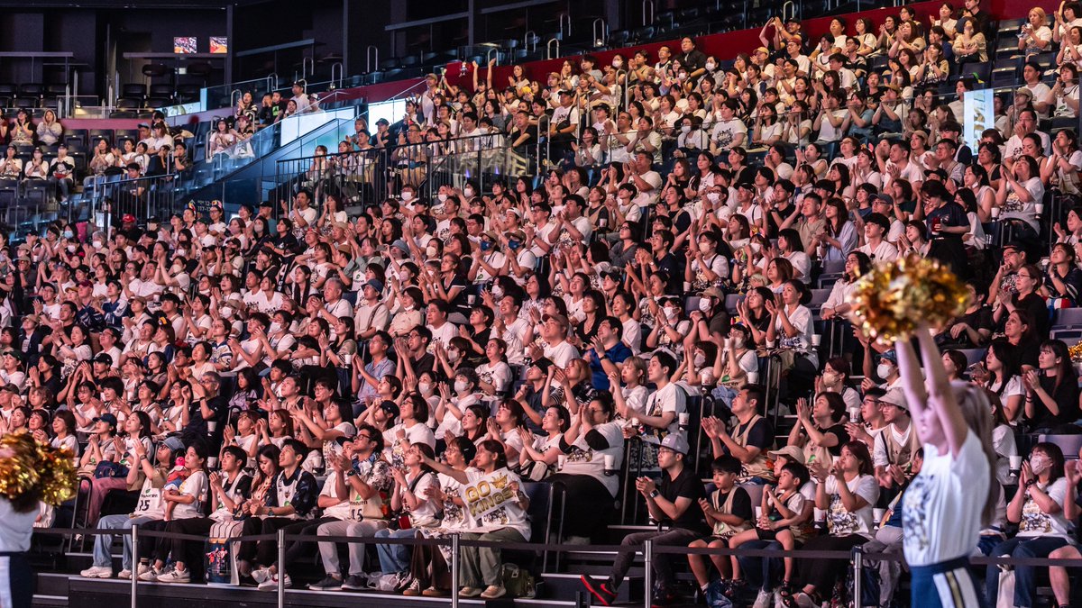 RyukyuKings's tweet image. 本日の最後の最後まで、キングスを応援していただきありがとうございました。

皆さまの熱い応援が、長く厳しいシーズンを駆け抜ける大きな力となり、どんな局面でも前を向き続けることができました。…