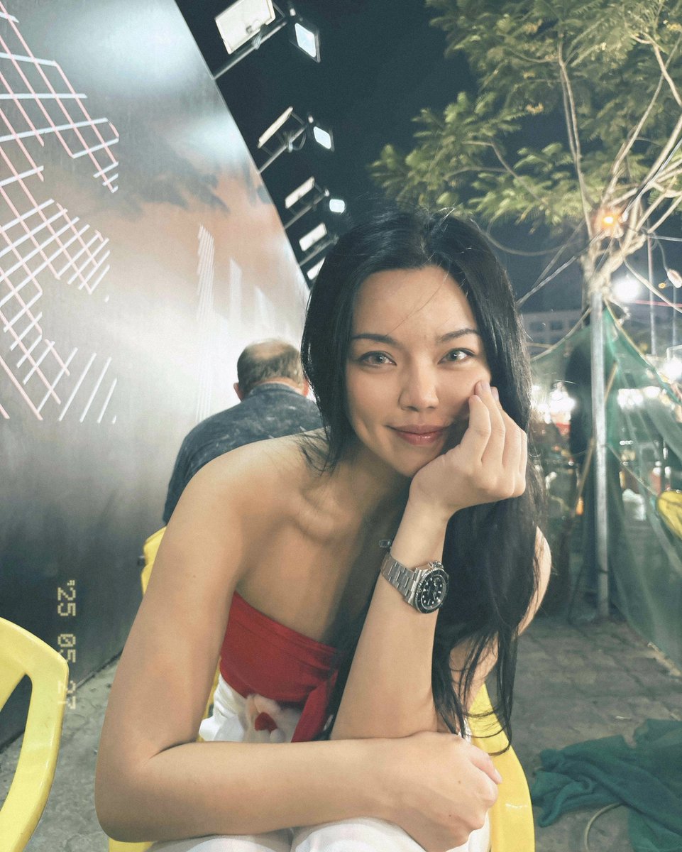 Sol —&gt; $200 tmr or I don’t eat tmr
