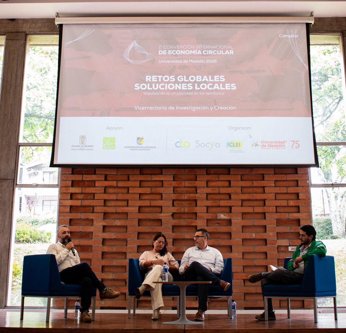 Área Metropolitana del Valle de Aburrá (@areametropol) on Twitter photo Participamos en la l Convención Internacional de Economía Circular en la <a href="/UdeMedellin_/">Universidad de Medellín</a> Participamos en la l Convención Internacional de Economía Circular en la <a href="/UdeMedellin_/">Universidad de Medellín</a>