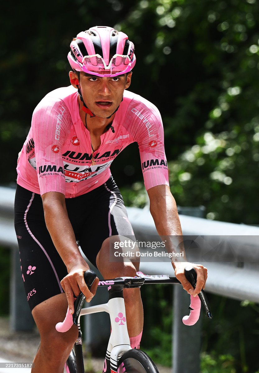 What a TOUGH day today…😱😱😱🇲🇽

I thought it was over.. but Isaac del Toro KEEPS the Maglia Rosa for a few seconds only…!!!! 🇲🇽🇲🇽

Torito showed weakness today🤯 Let’s hope he can turn it around in the next stages💪💪

Il Giro is not over Torito!!! KEEP FIGHTING !!!!! 💓💓💓💓