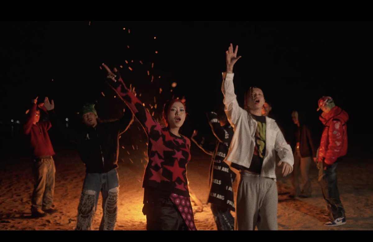 ▌REVIEW  ▌
和歌山を代表するラッパー ７＆ MIKADOが新曲「Flyday」をリリース｜「高級ヴィラより仲間とピザ」

ARTIST
<a href="/7official_jp/">7 (nana)</a>　#MIKADO

wix.to/hDebmLf