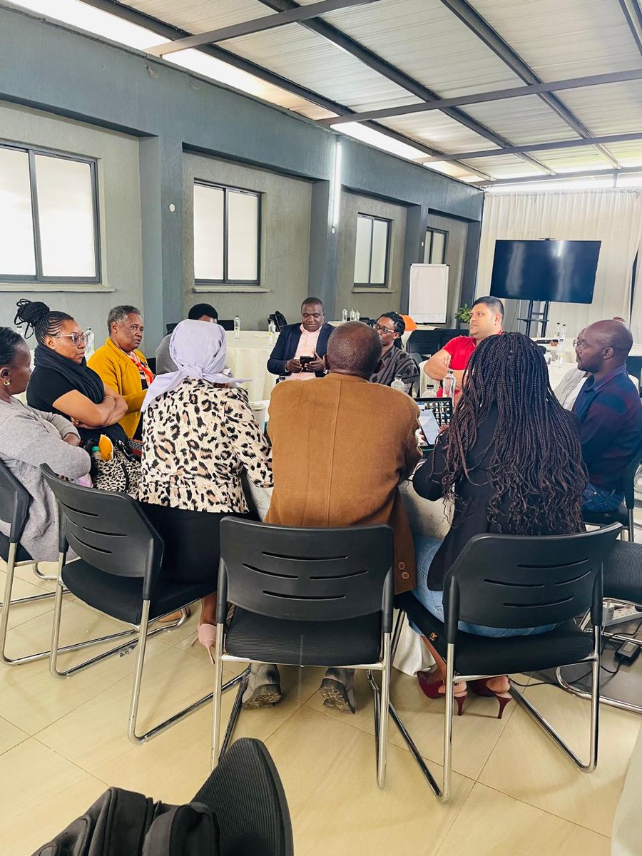 BIBA_Kenya's tweet image. Promoting Agroecology in Makueni!
Today, Makueni County and partners convened to sensitize MCAs on the draft Agroecology Policy.
MCAs from the Agriculture & Environment Committee emphasized the need for a practical policy to curb HHPs use.
#Agroecology #Makueni.
