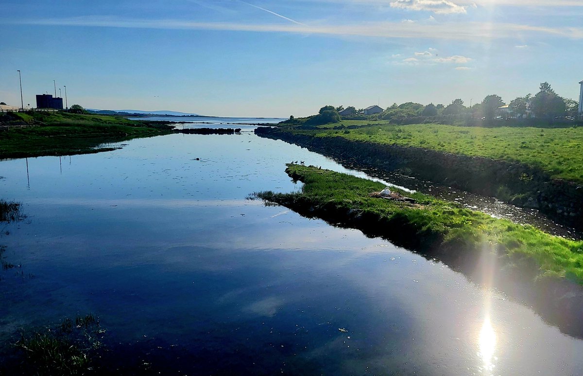 Nowhere in the world is more beautiful when the sun shines 💙 #Oranmore #Galway #WildAtlanticWay