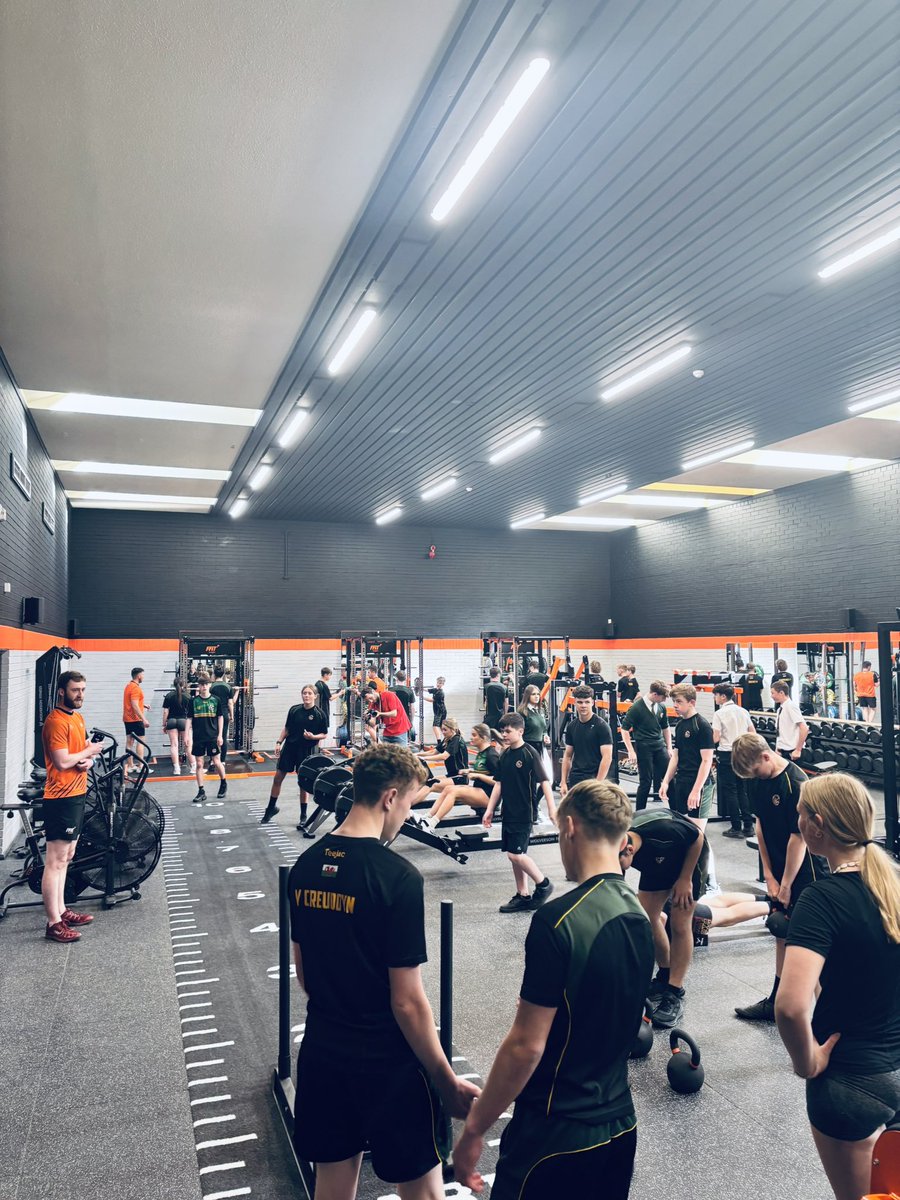 Addysg Gorfforol tweet media