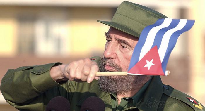 Alfonso González (@alfonso35540121) on Twitter photo #FidelCastro: “Esta Revolución la defiende el pueblo, la defienden los hombres y las mujeres que tienen valor para marchar con ella, que tienen espíritu de hierro para marchar con ella, para librar las batallas que sean necesarias junto a ella”. #CiegoEn26 <a href="/DiazCanelB/">Miguel Díaz-Canel Bermúdez</a> #FidelCastro: “Esta Revolución la defiende el pueblo, la defienden los hombres y las mujeres que tienen valor para marchar con ella, que tienen espíritu de hierro para marchar con ella, para librar las batallas que sean necesarias junto a ella”. #CiegoEn26 <a href="/DiazCanelB/">Miguel Díaz-Canel Bermúdez</a>