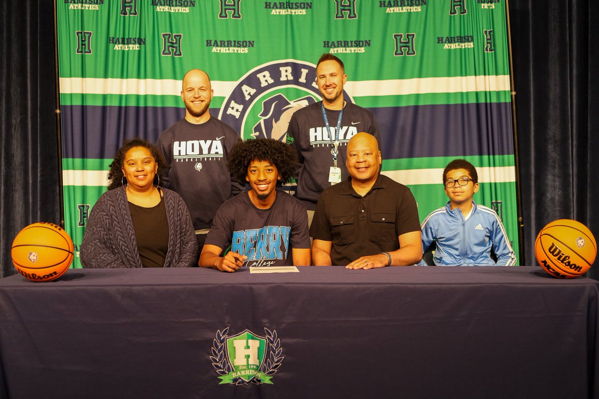 Hoya Basketball (@hoyabball) on Twitter photo Congrats to <a href="/WillSmith2025/">William Smith</a> on signing to play with <a href="/BerryMBB_/">Berry Men's Basketball</a> next season! We are proud of you!
#HardHatHoops Congrats to <a href="/WillSmith2025/">William Smith</a> on signing to play with <a href="/BerryMBB_/">Berry Men's Basketball</a> next season! We are proud of you!
#HardHatHoops