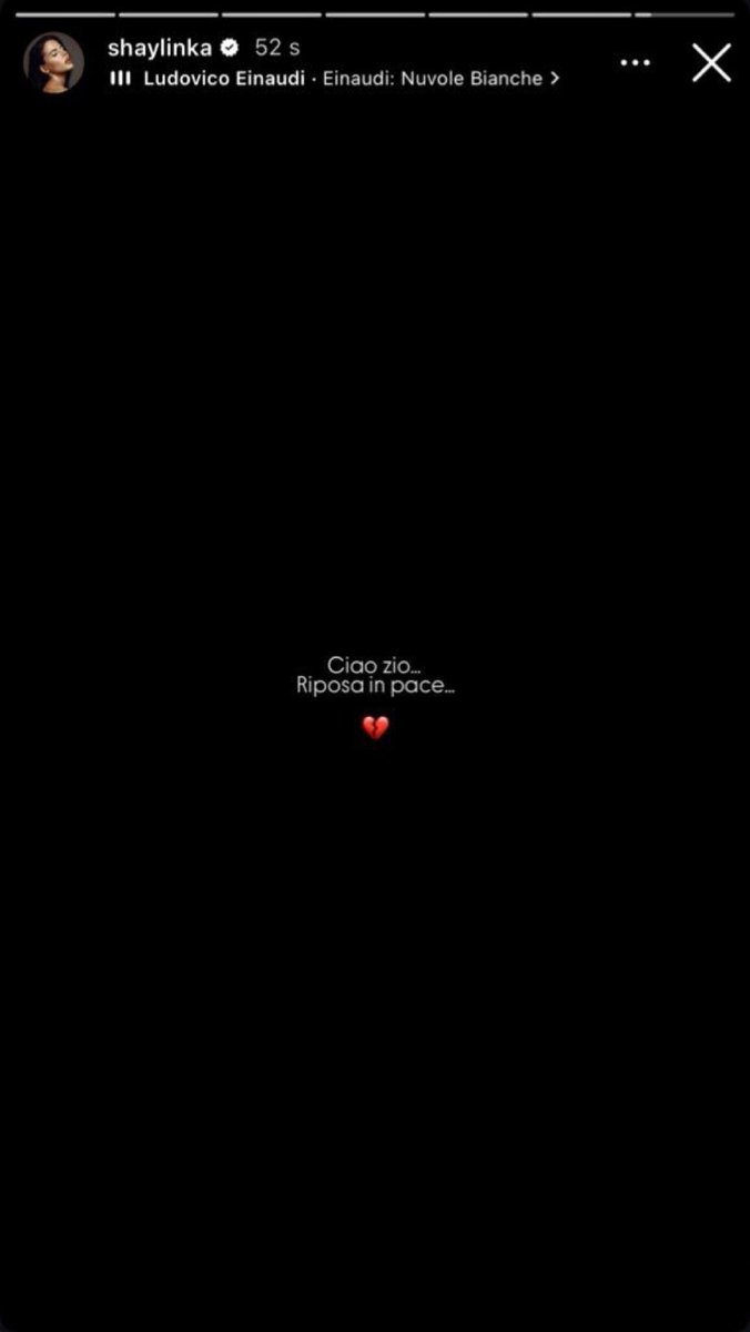 direi che è ora di fermarsi e smettere di parlare di cazzate e complotti vari, ora è giusto avere rispetto e fare un po’ di silenzio. 🖤