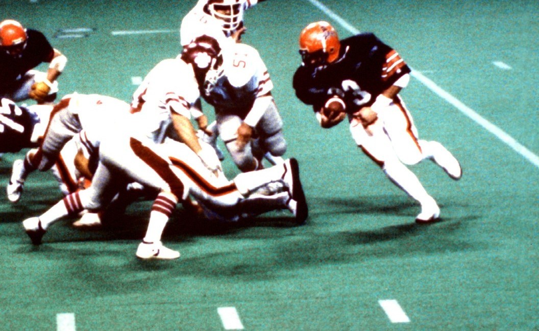 Idaho State Football (@bengalgridiron) on Twitter photo ๐ ๐๐๐๐๐ ๐๐๐๐ ๐๐๐๐๐๐๐๐ข ๐
40 Years ago, Merril Hoge became Idaho State's 1st-ever 1000-yard rusher!
In the Bengals season-finale with EWU, Hoge rushed for 149 yards and broke the 1,000 mark, setting the way for seven more Bengals to hit the mark!
#ROAR ๐ ๐๐๐๐๐ ๐๐๐๐ ๐๐๐๐๐๐๐๐ข ๐
40 Years ago, Merril Hoge became Idaho State's 1st-ever 1000-yard rusher!
In the Bengals season-finale with EWU, Hoge rushed for 149 yards and broke the 1,000 mark, setting the way for seven more Bengals to hit the mark!
#ROAR