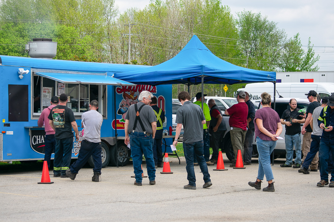 It was a great day today for our employee appreciation BBQ at our Mount Forest location. Today's lunch was our way of saying thank you for all of the hard work and dedication from the Viking-Cives team!
