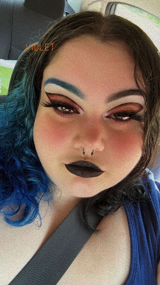 once again you’re funding my outing, get to it 🫰🏻