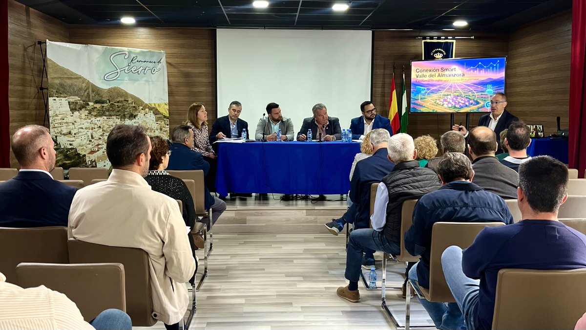 zamconsultor's tweet photo. ✨ Un proyecto real de #SmartVillages está en marcha.
Hoy hemos presentado la estrategia Conexión Smart Valle del Almanzora, Almería.
Un paso firme hacia la transformación inteligente de 23 municipios unidos en su Mancomunidad.
#SmartCities https://t.co/WYdv75B6z2