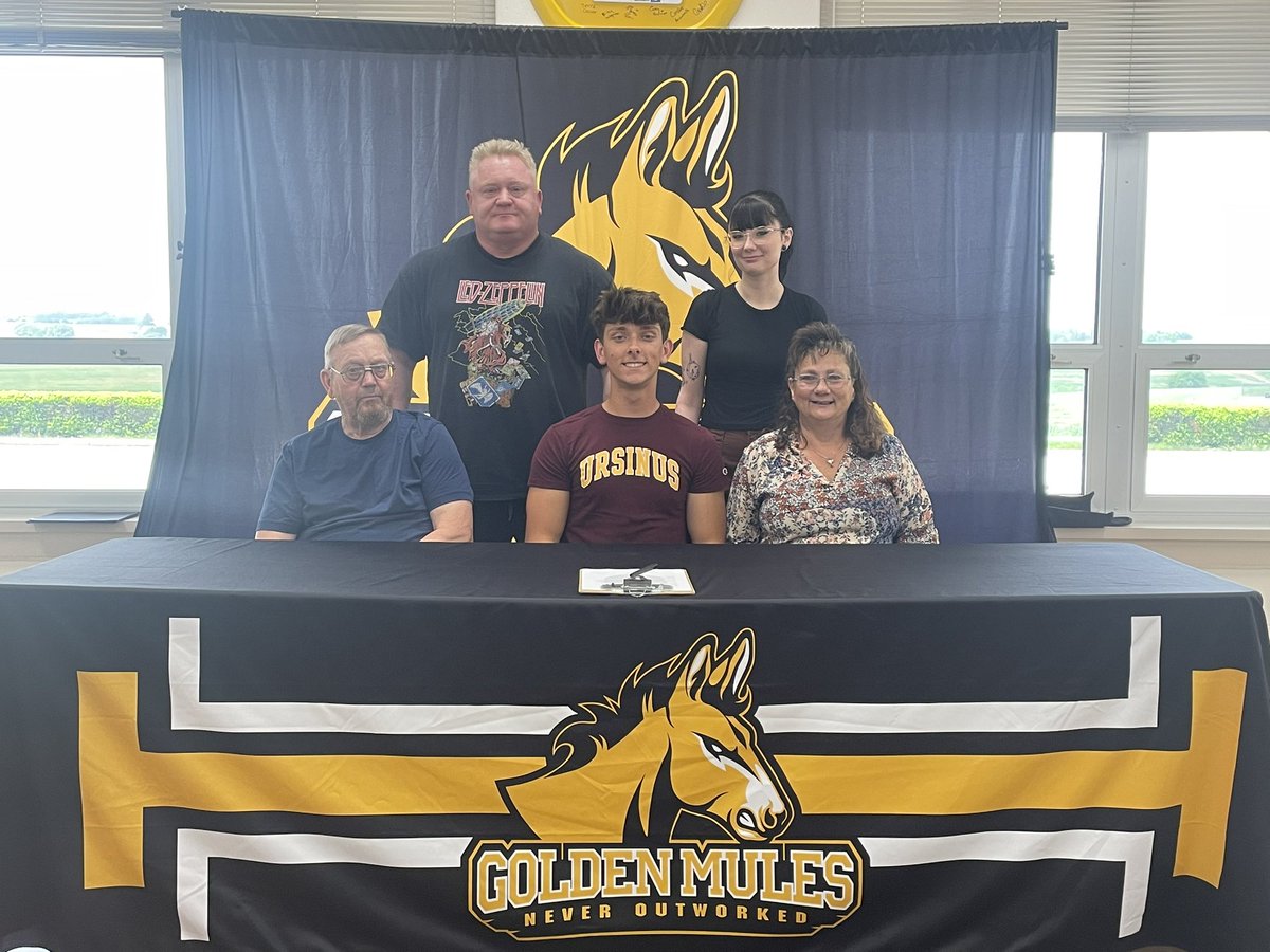 GoldenMuleAthletics (@golden_mules) on Twitter photo Congrats Dominic on your commitment to Ursinus College. The Track and XC program got a good one! <a href="/SolancoSchlDist/">Solanco School District</a> Congrats Dominic on your commitment to Ursinus College. The Track and XC program got a good one! <a href="/SolancoSchlDist/">Solanco School District</a>