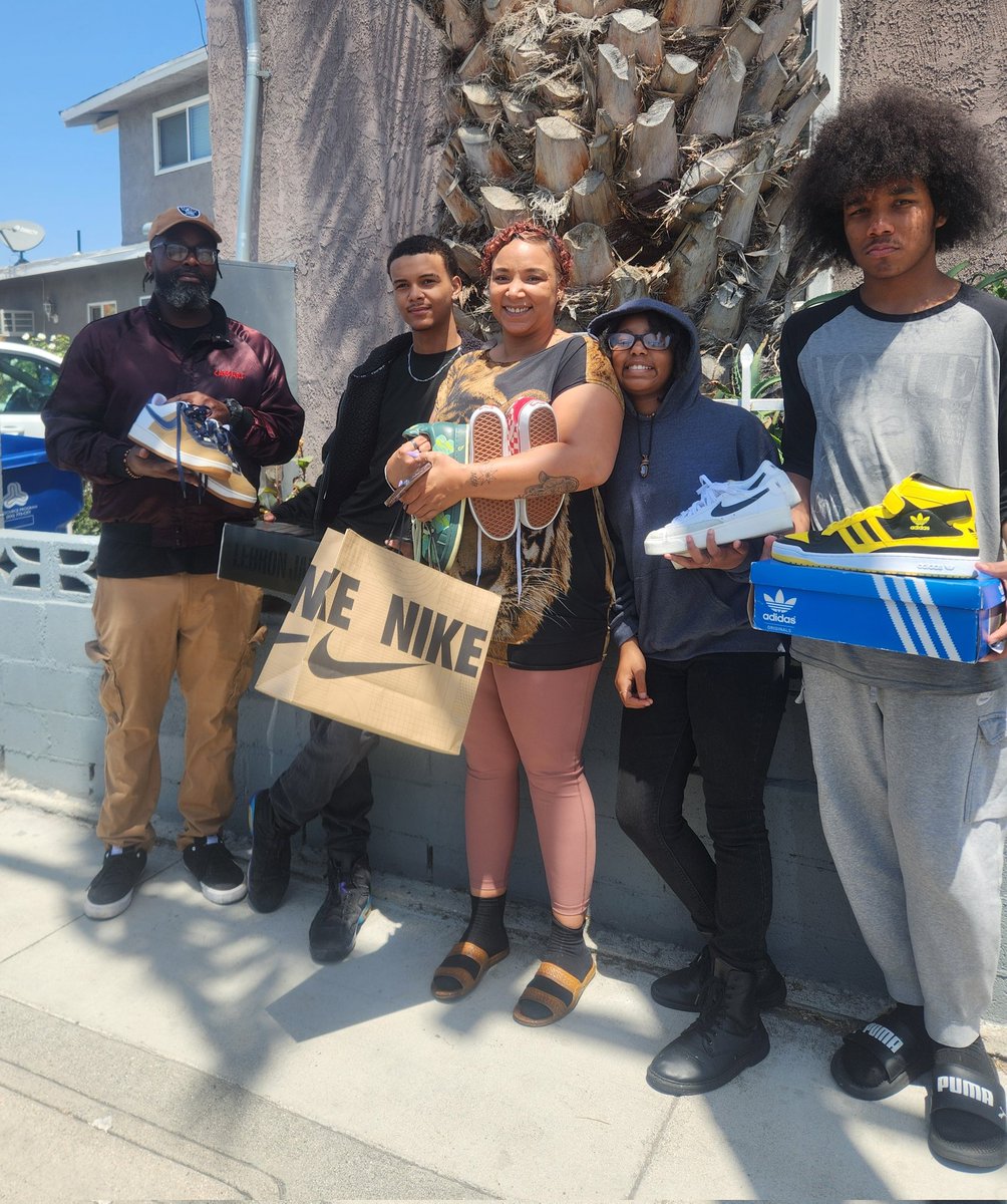 These donations aren't possible without you, the public! Thank you, everyone, that continues to support the cause. #1soleatatime extra special thanks the Chelsie Young.. #solebrothers #nike #vans #adidas