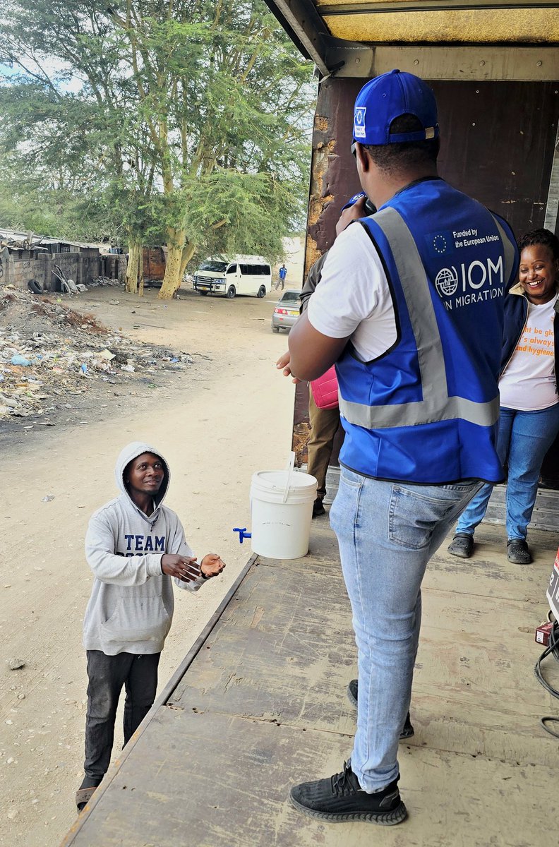OnPointMedia4's tweet photo. Day 4
Your Messenger, Making Sure The Message Reach Targeted Audience!!
Beitbridge commemorates World Hand Hygiene Day 2025 under  the theme: "It Might Be Gloves: It's Always the Hygiene."
Supported by @IOMZimbabwe
MC @LloydMungoni https://t.co/NQ1TS0kGKD