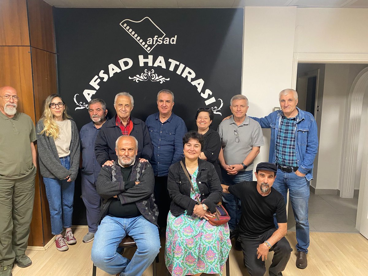 Bu akşam AFSAD Toplumcu Gerçekçi Belgesel Fotoğraf Atölyemizin değerli konuğu  deneyimli Foto Muhabiri Depo Photos kurucusu Abdurrahman Antakyalı ile söyleşimizi gerçekleştirdik.

Tüm katılımcılarımıza teşekkür ederiz.

#afsad #ankara #abdurrahmanantakyalı #mehmetözer