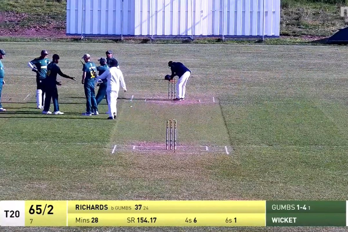 kevsastaine's tweet image. SIX 🏏🏏🏏 Shot big man, great bat #TCL #Cookhamdeancricket #CDCC #Lukeduplooy #tainerichards11