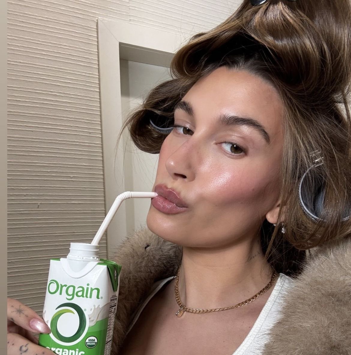 fvtchanges's tweet image. A Hailey é brasileira mesmo né? Debochada demais vey kkkkkkkkkkkkkk