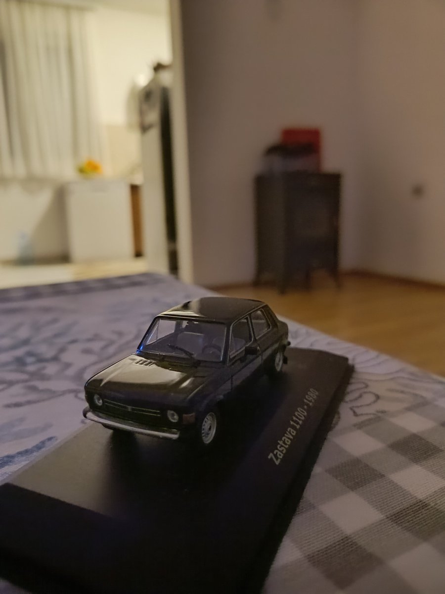 znamejad's tweet image. Maketa Zastave iz 1980 u razmjeri 1:32 - isti auto kojim sam kao dijete putovao i stvarao uspomene koje traju. Svaki detalj me vraća u te dane bezbrižnosti i avantura. #Nostalgija #Zastava1100 #Makete #Djetinjstvo