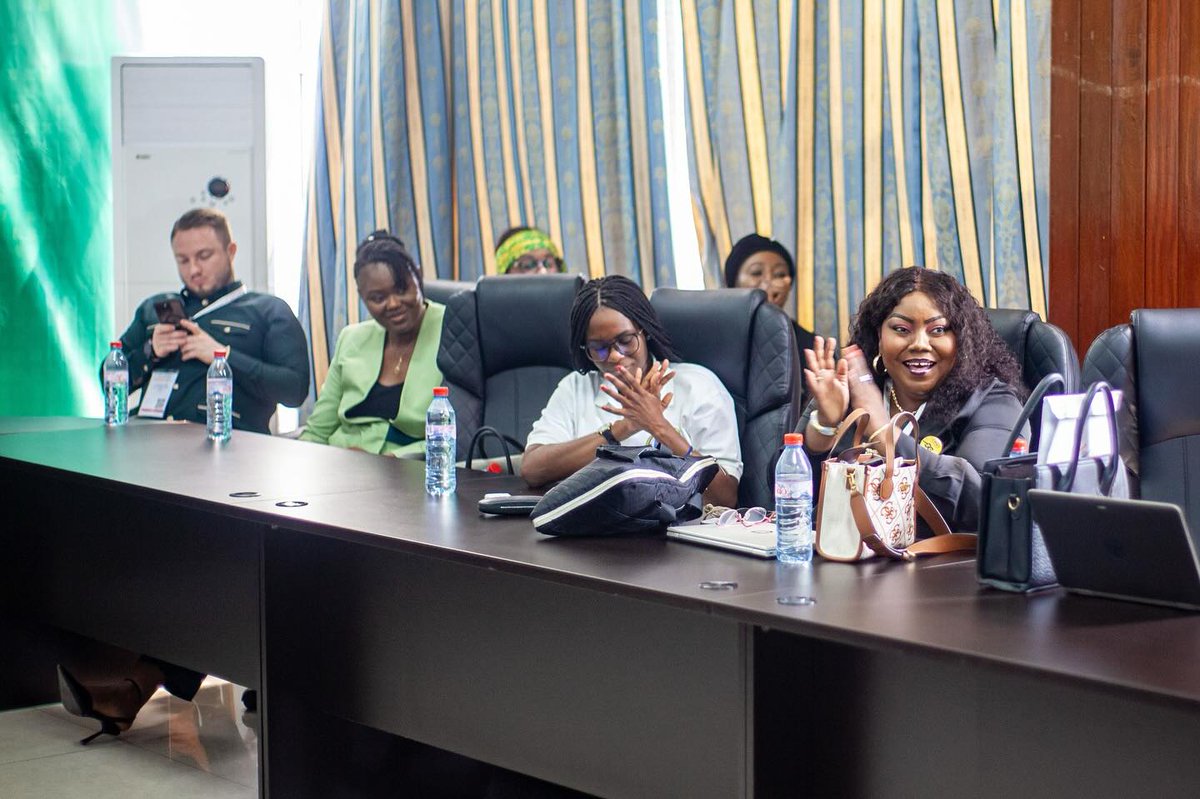 Revivez en images la conférence Women in Tech, placée sous le thème : Femme dans les STEAM – Innovation, leadership et impact.
#OSIANE2025 #Bongwana #SalonTech #InnovationAfricaine
