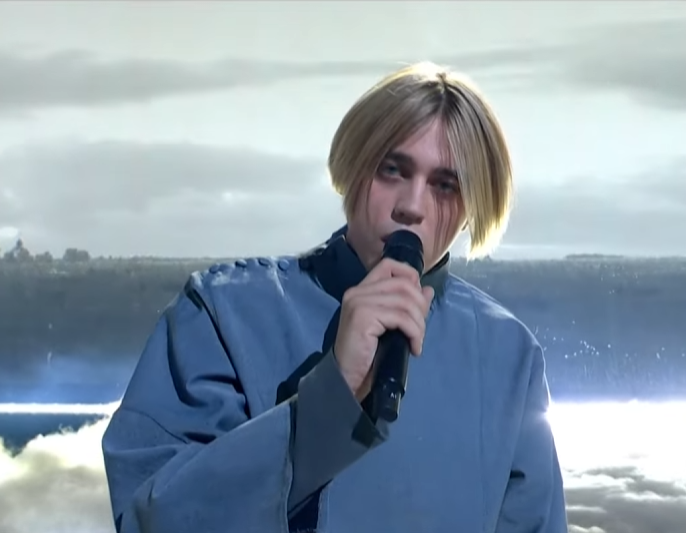 dande_only's tweet photo. welcome back leon kennedy #Eurovision https://t.co/BlWVcHv45X