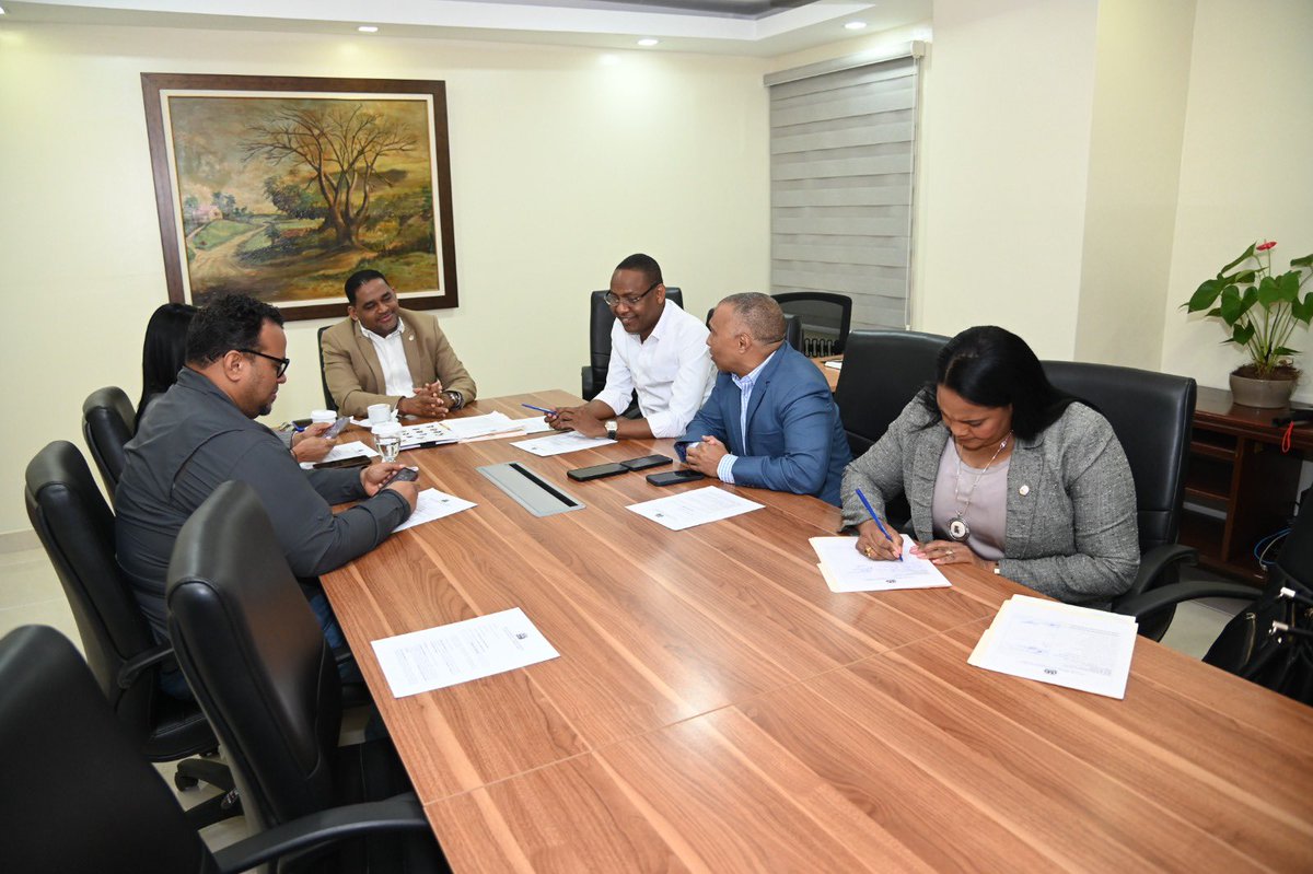 Cámara de Diputados de la República Dominicana tweet media
