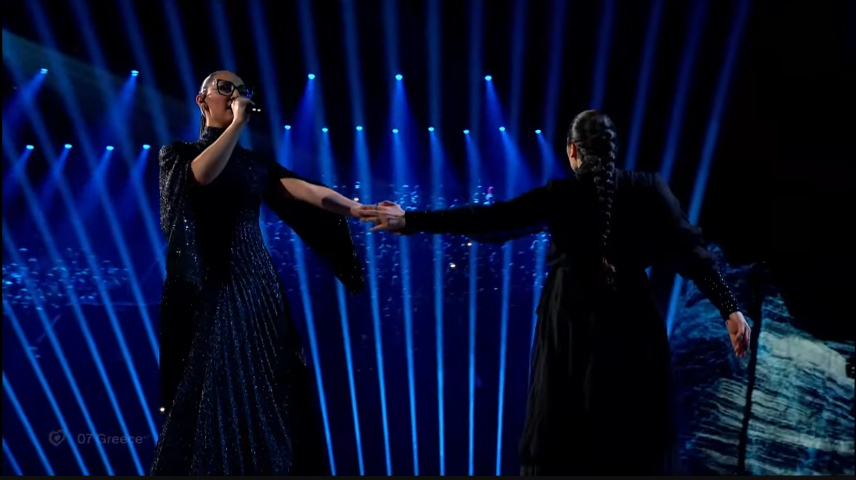 Δωρική, κομψή, δυναμική, συγκινητική, ανατριχιαστική. Μπράβο κορίτσι μου!  #eurovisiongr