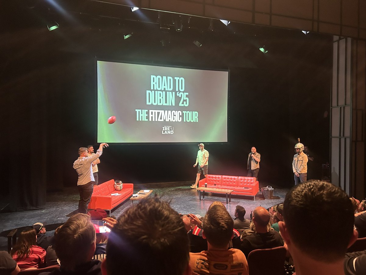 Fitz throws a dart 🏈 #FitzBelfast <a href="/neilreynoldsnfl/">Neil Reynolds</a> <a href="/NFLIreland/">Pro Football Ireland</a>