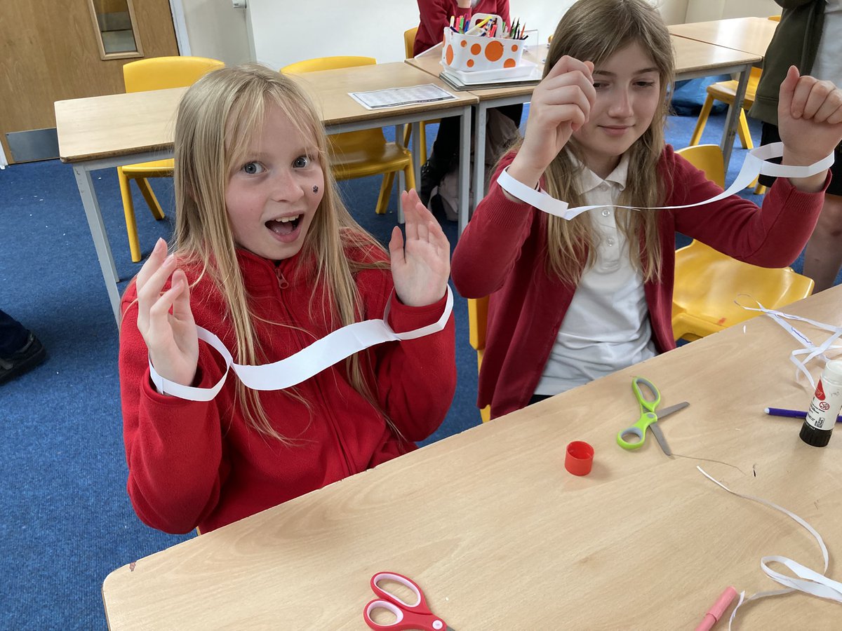 spagmathsleeds's tweet photo. Today’s maths club was full of wonder!
The children loved exploring the mysterious Möbius strip and were amazed by its one-sided twist. Maths is always more fun when it comes to life! https://t.co/k9FbMkDJnR