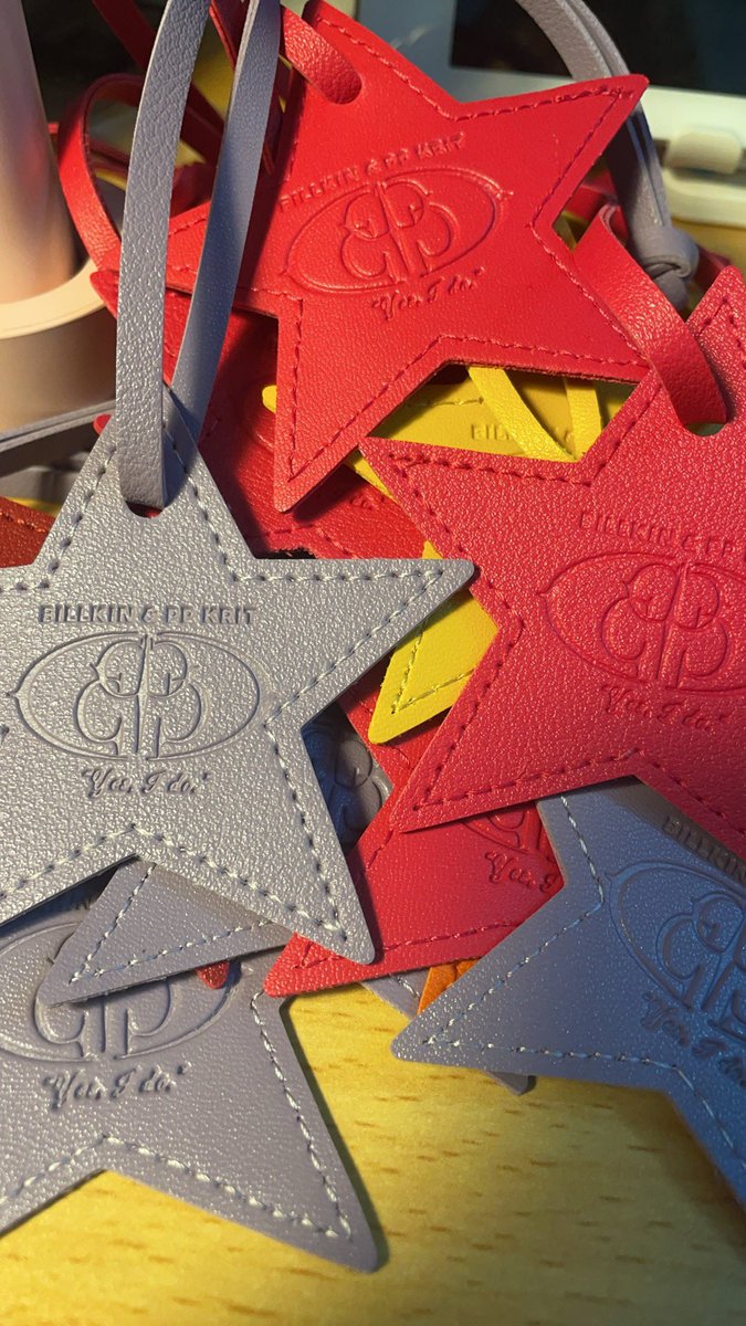 Giveaways  #BKPPWeddingConcert 💍

Pls kindly retweet naka 🥰
Can DM for exchange🩵💙

🌠Star Shape Bag Charm🌠

@ QSNCC 
Date: 13 &amp; 15 June 2025 
Time: TBA

#GiveawaysforBKPPFC