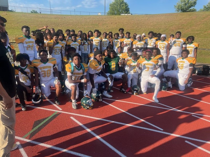 Coachkeg71's tweet photo. The inaugural McaofGA spring jamboree was a major success. The Greenwave were able to show their talents in front of dozens of colleges coaches in attendance. Thanks to @artink67 and all of the @MCAOFGA of a first class event as always. #WetheSouth #SvE https://t.co/fAuSTNorUf