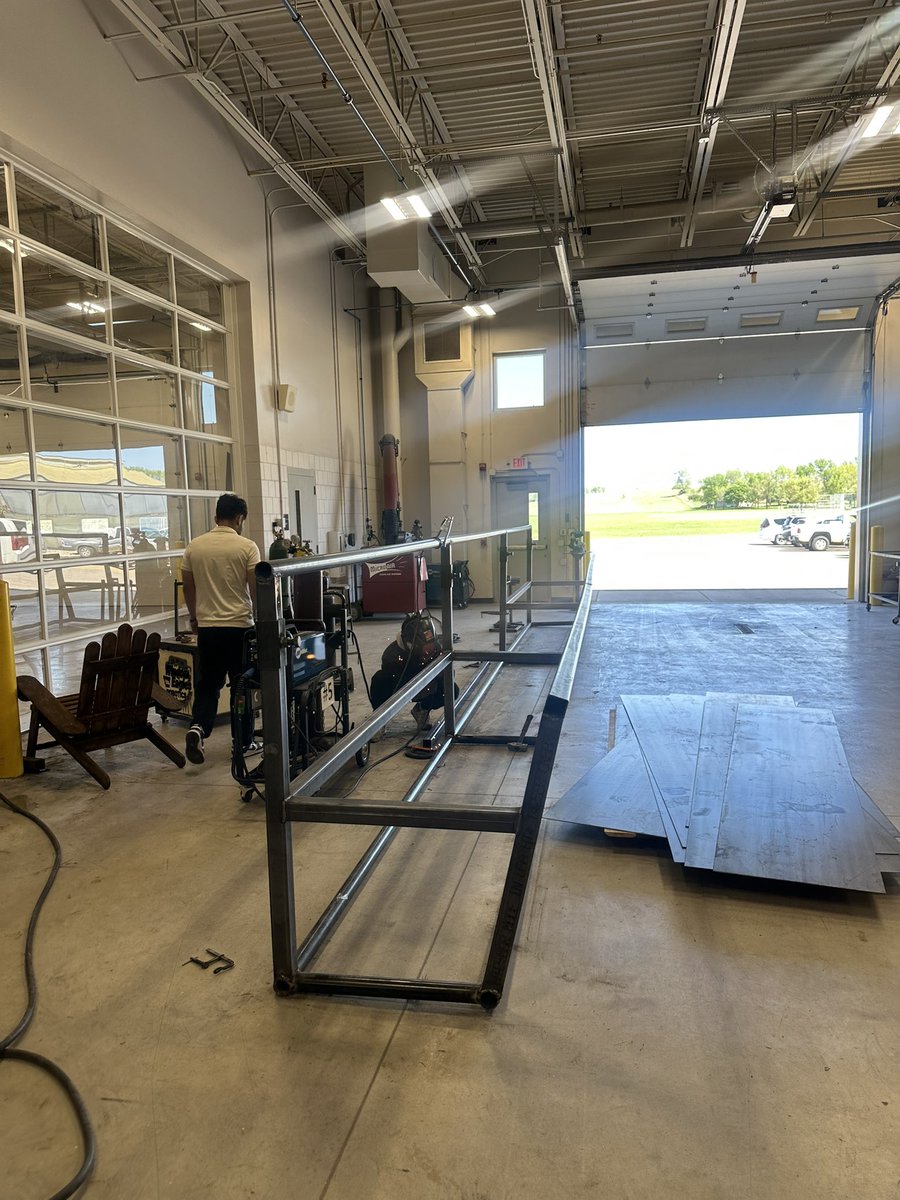 EaglePathMfg's tweet image. This feeder is nearing completion and will soon be available. If you are interested or would like more information, please feel free to reach out directly.