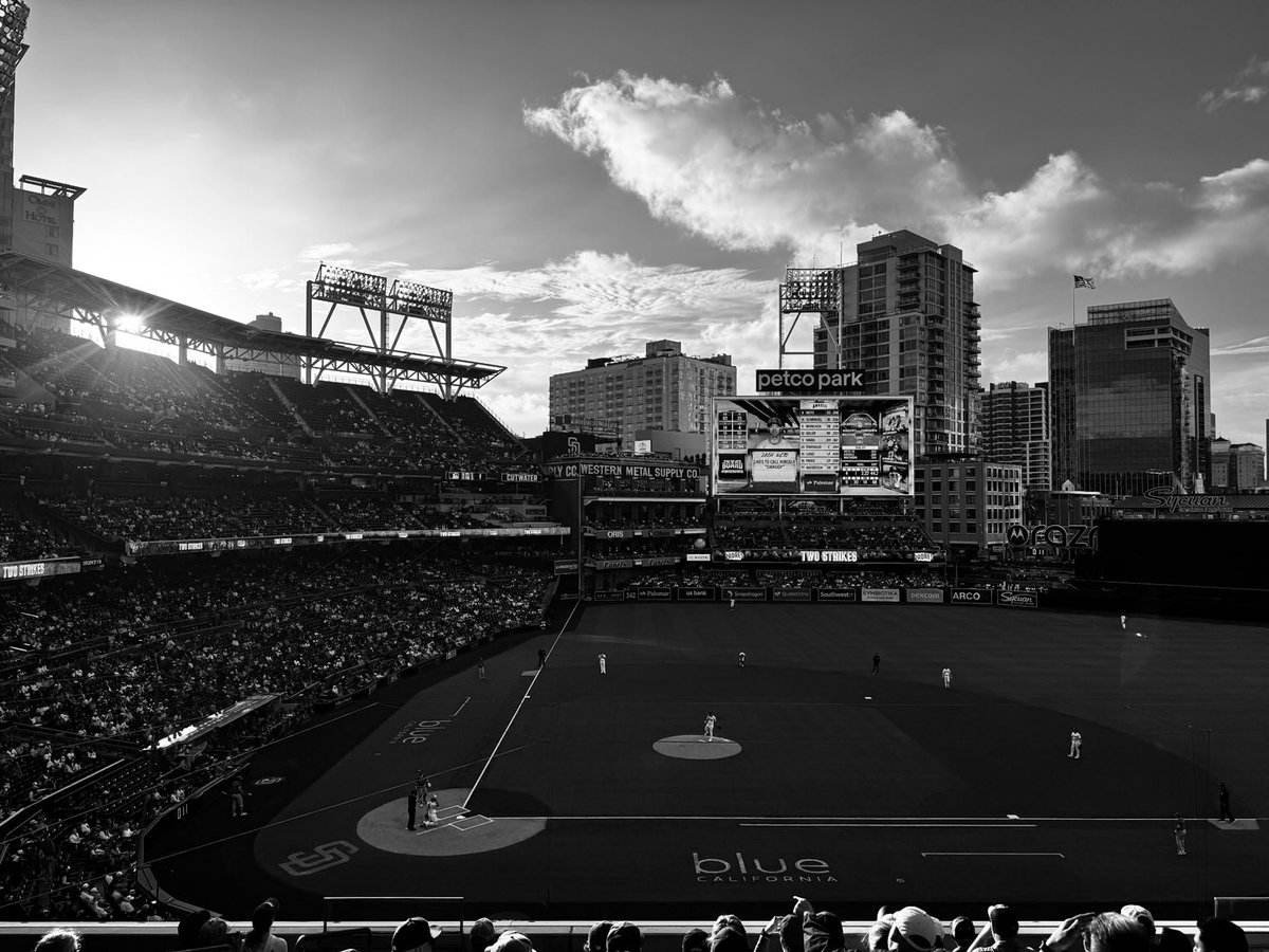 From our favorite seats in the house. ⁦<a href="/PetcoPark/">Petco Park</a>⁩ #Padres
