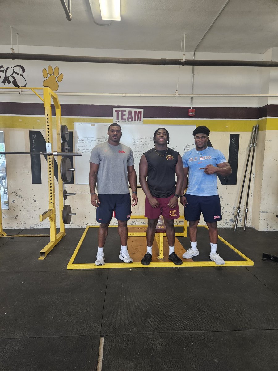 @<a href="/TylerBanks25/">Tyler Montgomery Banks</a> <a href="/AntonCarterJr/">Anton Carter Jr</a> <a href="/CephasPettis/">OfficialCephasPettis</a>
