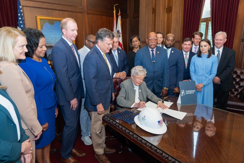 The future of our economy must be powered by a strong  energy system. The forward thinking, innovative approach toward strengthening our state’s energy infrastructure established by the Powering Growth plan will pay dividends for Alabama’s economy for decades to come. #alpolitics