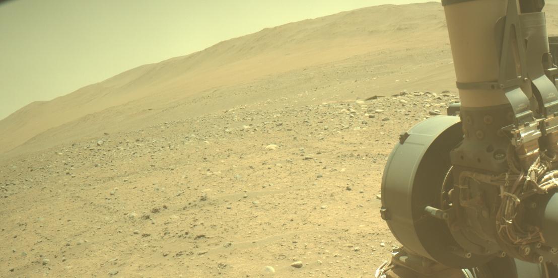 MarsMissionImgs's tweet image. #PerseveranceRover image taken on #Sol893 at 12:22:42.318 PM with #FrontHazcam #Mars #NASA #Space
