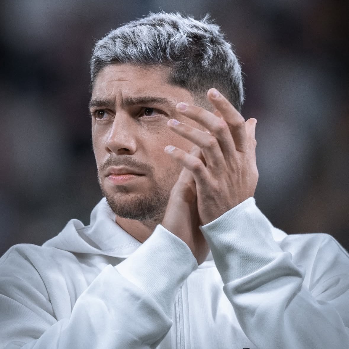 RubenMartinAS's tweet photo. 📌 Valverde, capitán sin brazalete. Os puedo contar que el uruguayo acabó muy tocado tras el Clásico; ya tenía molestias al descanso, pero siguió por la importancia del partido. 

Ante el Mallorca también jugó sin estar al 100%, obligado por las bajas.

Honor a Federico. https://t.co/eKJPdPirZT
