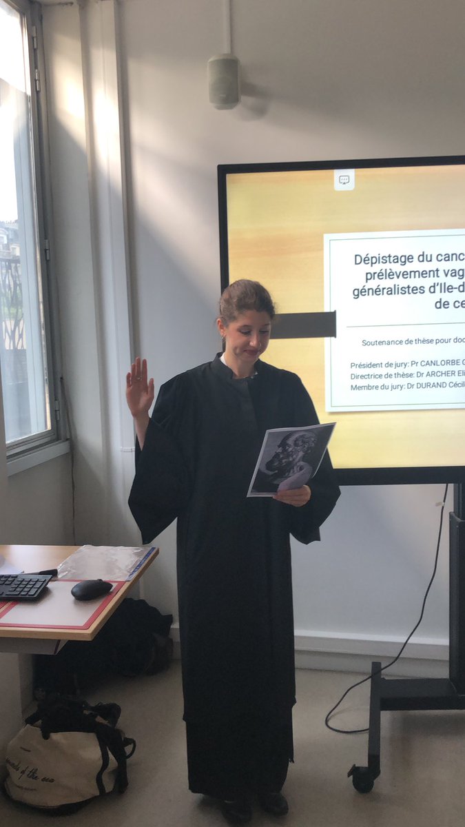 Tout notre amour et notre fierté de parents pour notre fille Anna, officiellement docteure en médecine (avec mention très honorable et médaille d’argent du jury, ceux qui savent savent). Prends soin des autres et que Dieu te garde Anna.