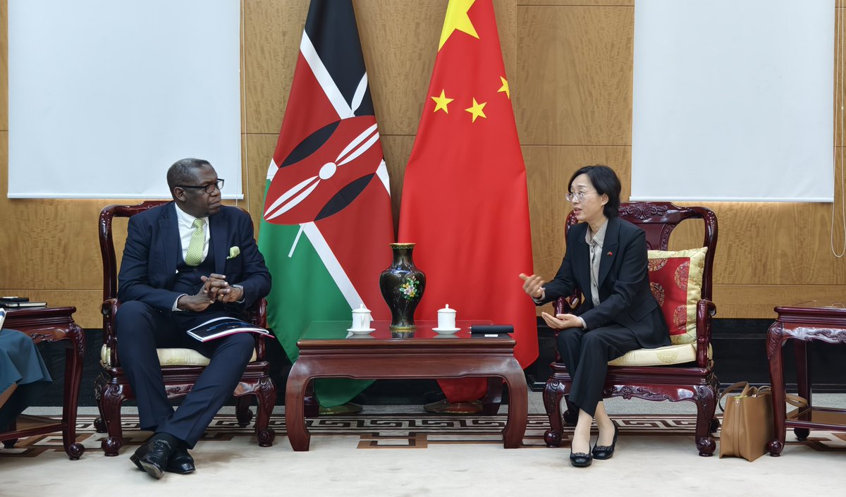 NationMediaGrp's tweet photo. This morning, our Group MD & CEO,  Geoffrey Odundo, met with H.E. Guo Haiyan, the Chinese Ambassador to Kenya, to discuss strategic collaborations in content creation, economic development, media and technology, gender equity, youth engagement, and health initiatives. They also explored NMG’s role in enhancing cultural exchanges between Kenya and China.

#PositivelyInfluencingSociety #PartnershipsforImpact 

@g_odundo @WacekeNdungu @Sogoti @jageyo