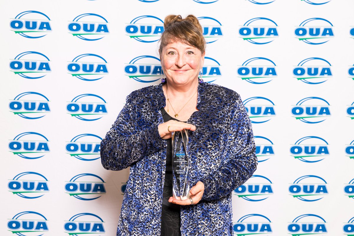 Congratulations, Patti!

Patricia Howes Recognized with OUA Woman of Distinction Honour!

🗞: bit.ly/4kkOcor

//

Félicitations, Patti!

Patricia Howes reçoit le Prix de Femme de distinction des SUO

🗞: bit.ly/4kkOcor

📸: Michael P. Hall