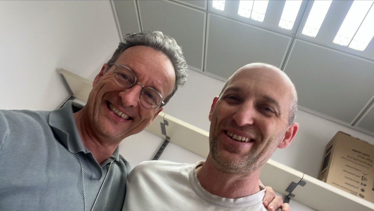 We were thrilled to host Marcos Egea-Cortines and Julia Weiss at <a href="/TauPlantSci/">TAU School of Plant Sciences</a> 
 <a href="/MarcosEgeaCorti/">Marcos Egea-Cortines</a> delivered an inspiring talk on how bold scientific thinking and powerful data can fuel groundbreaking advances in biotechnology.
Their visit sparked incredible ideas and insights!🌱💫