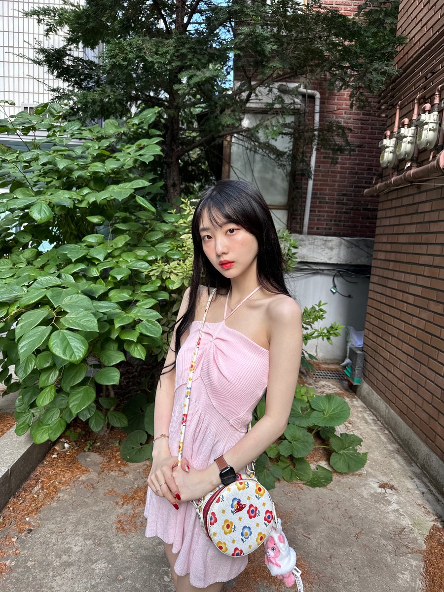 imyeojinmedia's tweet photo. yeojin fromm update https://t.co/sUfGFdALqs