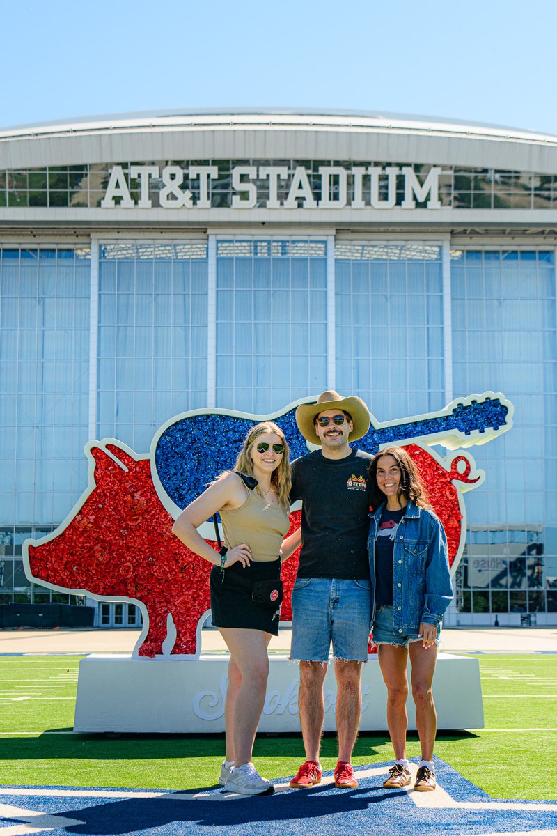 not all heroes wear capes 🫶

huge shoutout to the Lone Star Smokeout '25 crew. 🤠 we truly couldn't have done it without y'all!
