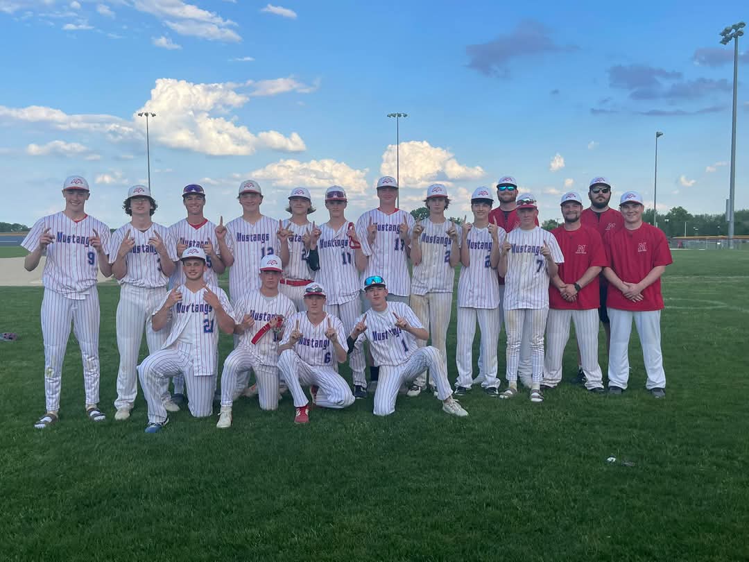 2-1 victory over Amboy. With that win your 2025 NUIC South Conference Champs! 8-2 on the season in conference play!