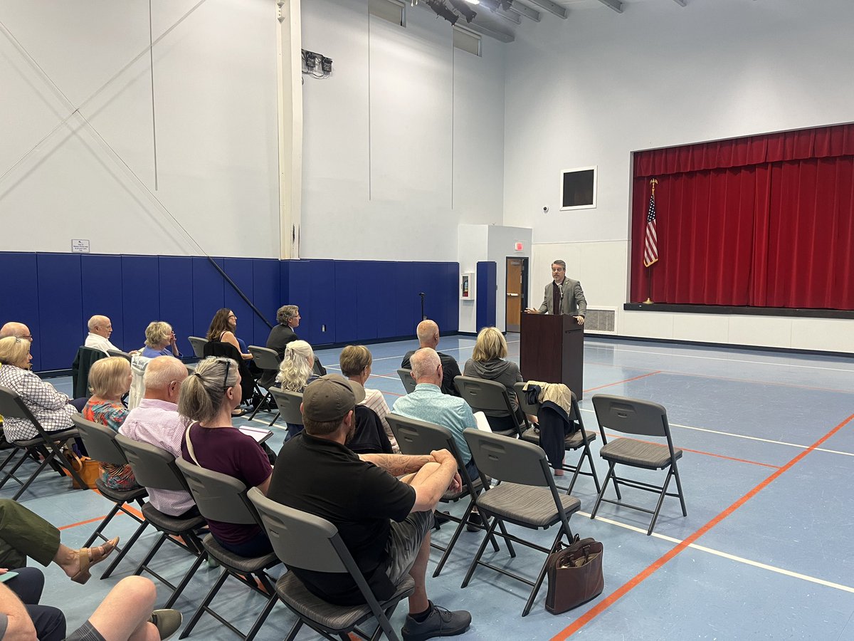 Last night, Lake of the Woods Association hosted their Town Hall! I got to discuss the ongoings of the General Assembly, share some of the things I accomplished, and answered some great questions!