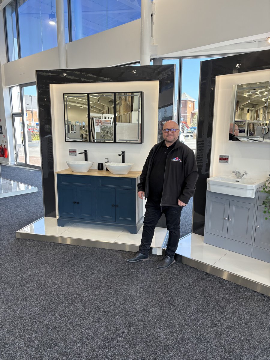 TileMountainUK's tweet image. Meet Mike, the manager at our brand new Hull showroom! 👋🏼

Him and his friendly, helpful team are on hand to help with anything you need at Courtney Street, Mount Pleasant, Hull, HU8 7QF.

Shop here: tilemountain.co.uk

#showroom #tiles #bathroomreno @BathroomMUK