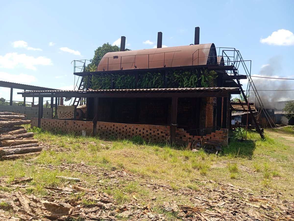 anisleidita's tweet photo. #RadioArimaoHoy | 🇨🇺 Manicaragua en  Visita de trabajo de gobierno.
👷‍♀️🔨Hasta PLOMAC, sitio de Producción local de materiales de la construcción, llegó Antonio Orta Rodríguez, funcionario del Comité Ejecutivo del  Consejo de Ministros.
#JuntosPorVillaClara #VisitaGubernamentalVC https://t.co/5JTblvXdjb