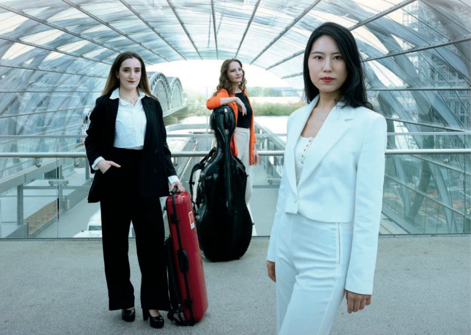 Institut français d'Ecosse (@ifecosse) on Twitter photo Celebrate #MakeMusicDay with the concert of Trio Contrasti, a unique piano trio with captivating styles! Trio Contrasti brings together 3 talented musicians from Armenia, Russia, and China 🎻🎵
20 June at <a href="/ifecosse/">Institut français d'Ecosse</a>
In partnership with <a href="/LiveMusicNowSCO/">LiveMusicNowScotland</a>
🎟️ ifecosse.org.uk/events-agenda/… Celebrate #MakeMusicDay with the concert of Trio Contrasti, a unique piano trio with captivating styles! Trio Contrasti brings together 3 talented musicians from Armenia, Russia, and China 🎻🎵
20 June at <a href="/ifecosse/">Institut français d'Ecosse</a>
In partnership with <a href="/LiveMusicNowSCO/">LiveMusicNowScotland</a>
🎟️ ifecosse.org.uk/events-agenda/…