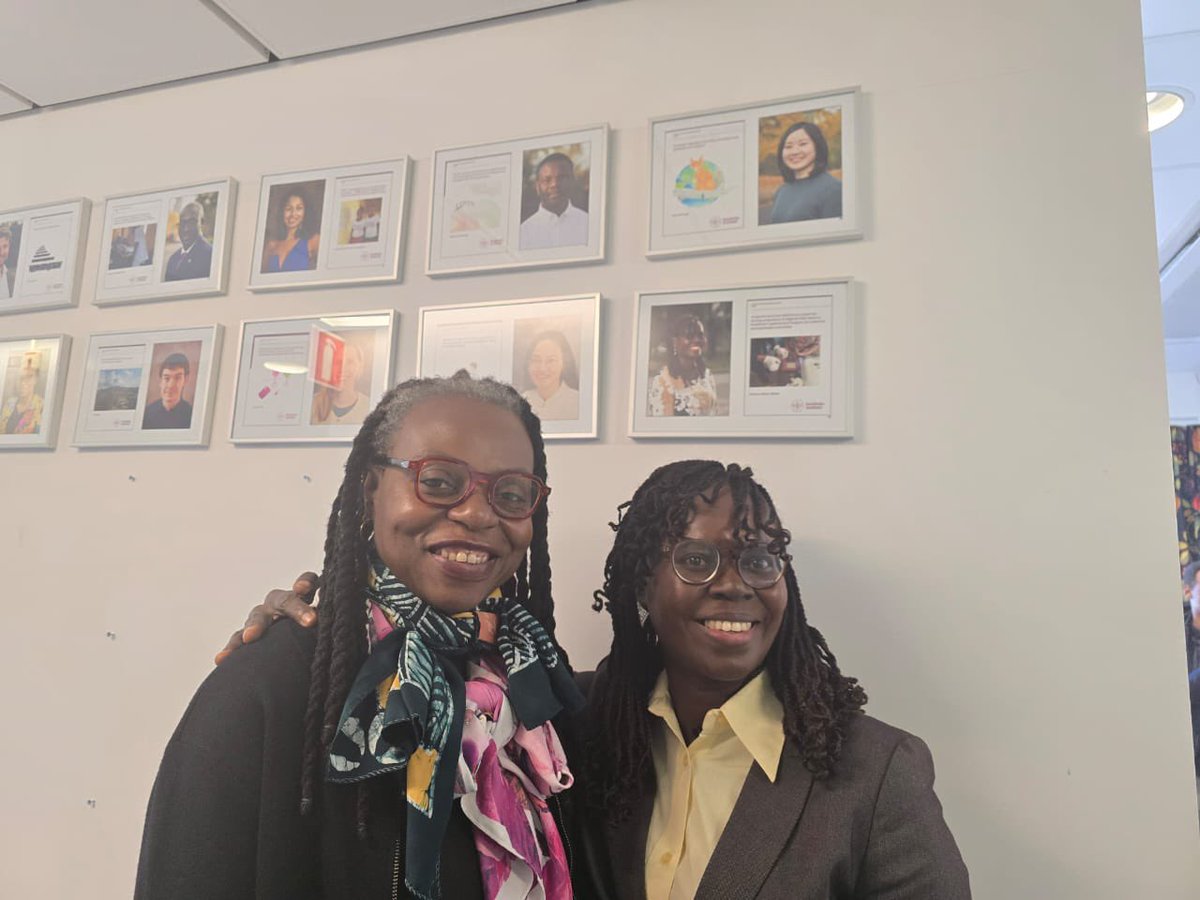 Coolgynae's tweet image. Huge congratulations to Double Doctor Ochuwa Babah for successfully defending her PhD at @karolinskainst! A proud moment watching my mentee rise, Assoc. Prof. of ObGyn, now PhD holder in addition! Honoured to have supervised alongside an incredible team. 
#ProudSupervisor