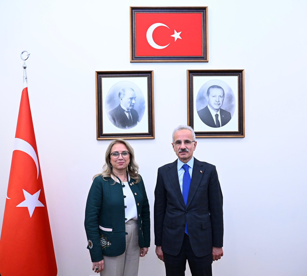 📍 TBMM

Meclis nöbetimizde MHP Grup Başkanvekili, Nevşehir Milletvekili Sn. <a href="/PrfDrFilizKilic/">Prof. Dr. Filiz KILIÇ</a>'ı ağırladık.

Cumhur İttifakı’nın güçlü birlikteliğiyle şehirlerimiz güçlü, yarınlarımız güçlü...

#TürkiyeHızlanıyor 🇹🇷
